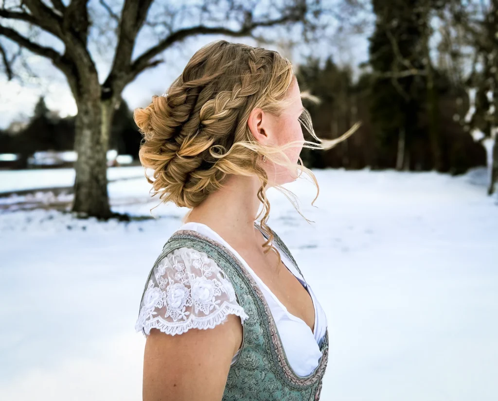 Blonder Hairstyle im Winter